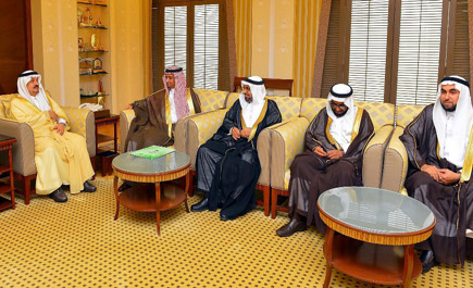 الأمير فيصل بن بندر يستقبل رئيس هيئة التحقيق والادعاء العام بمنطقة القصيم 