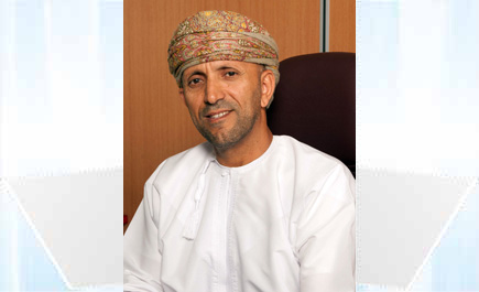 الدكتور سالم بن سلطان الرزيقي الرئيس التنفيذي لهيئة تقنية المعلومات العمانية 