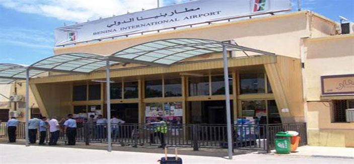 حراس مسلحون يغلقون قسراً مطار بنغازي في شرق ليبيا 