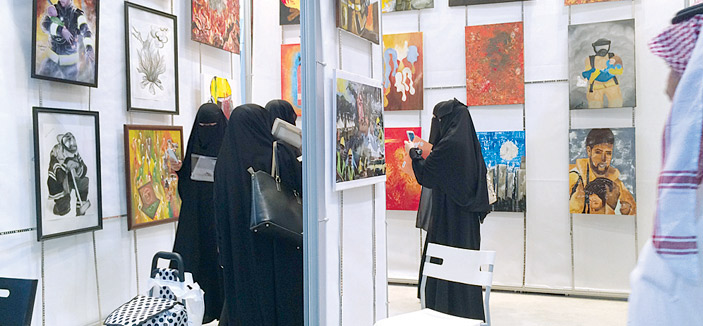 أكثر من 30 فناناً وفنانة يشاركون في المعرض المصاحب 