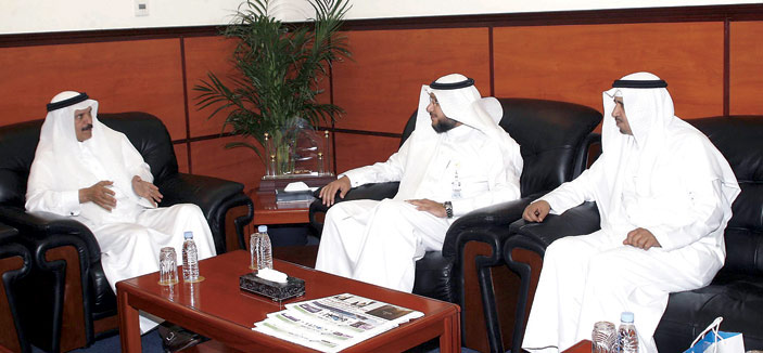 نائب رئيس مدينة الملك عبدالعزيز للعلوم والتقنية يزور الجزيرة 