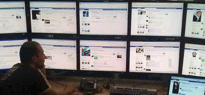 مصر تراقب «فيس بوك وتويتر» لتعقب الإرهابيين والحد من التفجيرات 