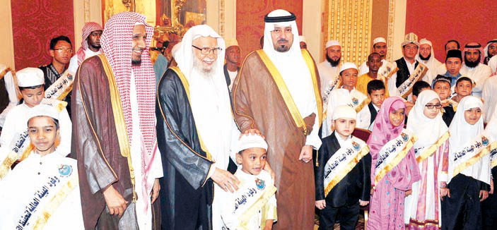 أمير منطقة مكة يرعى حفل تكريم الفائزين بالجائزة العالمية في خدمة القرآن 