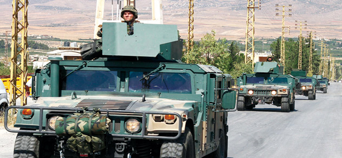 استمرار المعارك بين الجيش اللبناني ومسلحين قرب الحدود السورية 