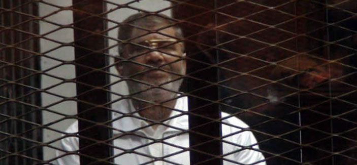 تأجيل محاكمة مرسي و35 متهماً آخرين من قيادات الإخوان 