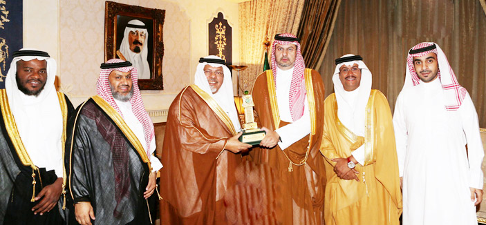 الرئيس العام يعتمد مجلس إدارة نادي الصم في جدة 