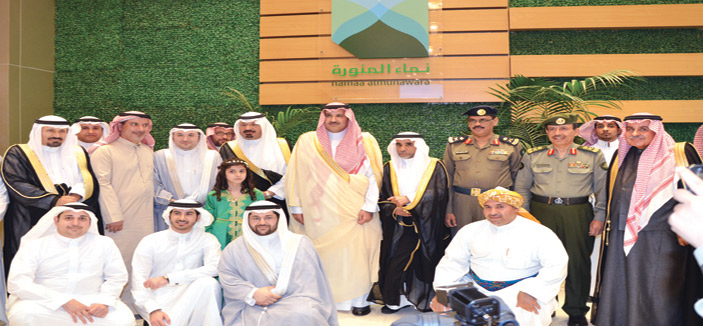 الأمير فيصل بن سلمان يدشن مركز خدمة المنورة 