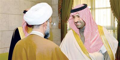 أمير منطقة الرياض استقبل وفدا من أهالي القطيف مطمئنين على صحة خادم الحرمين 