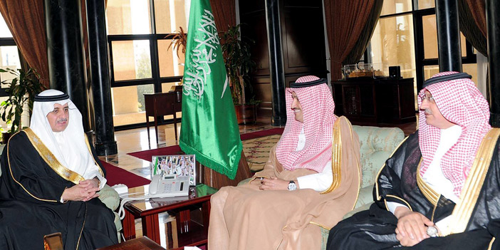  أمير تبوك يستقبل مدير الخطوط السعودية