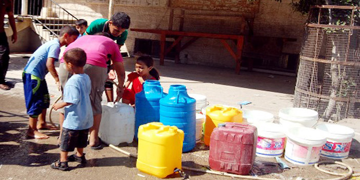  الفلسطينيون يعيشون أزمة مياه حقيقية والاحتلال يسرق مياههم ويبيعها لهم بضعف الثمن.. الجزيرة
