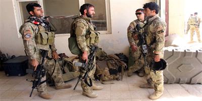 القوات الأفغانية تسعى إلى استعادة قندز بدعم الطائرات الأمريكية 