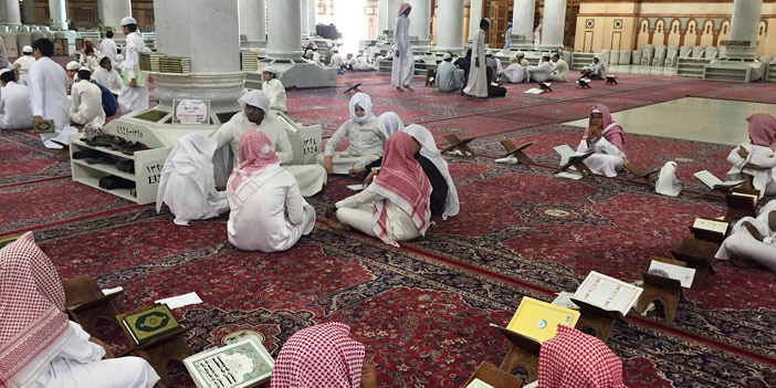  حلقات القرآن بالمسجد النبوي
