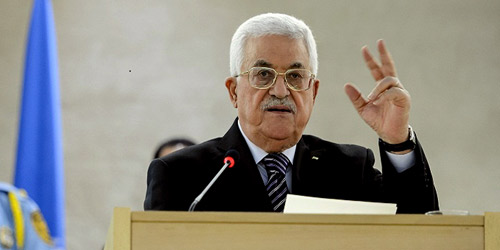  عباس يرفع شارة النصر