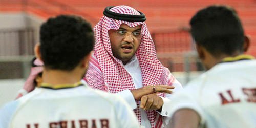 الأمير فهد بن خالد يتحدث للاعبين