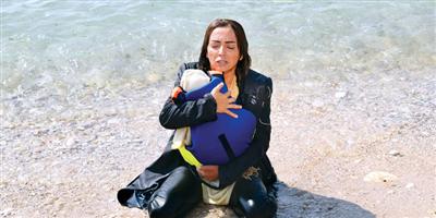 نجوم الدراما يجسدون معاناة هجرة السوريين والموت في عرض البحر 