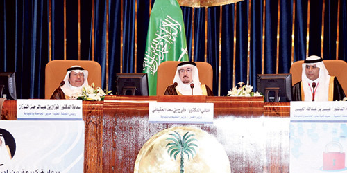 نيابة عن خادم الحرمين.. وزير العمل يفتتح مؤتمر «مكافحة الجرائم المعلوماتية» بجامعة الإمام 