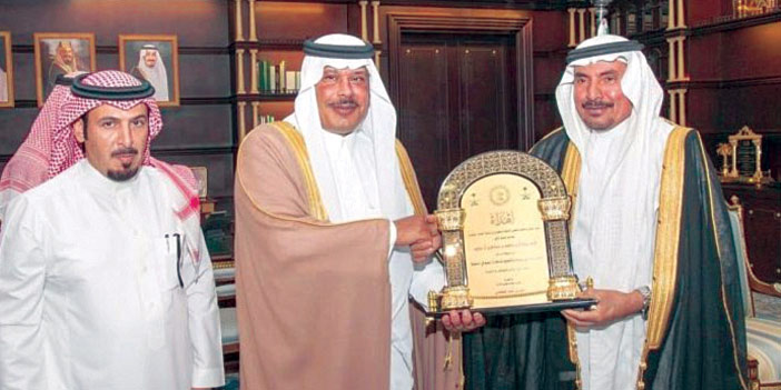   أمير منطقة الباحة يستقبل رئيس وأعضاء الاتحاد السعودي لرياضة الصم