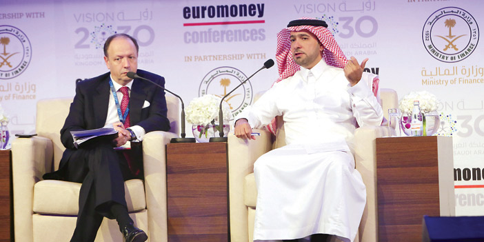  وزير الإسكان خلال مشاركته في مؤتمر يوروموني أمس في الرياض