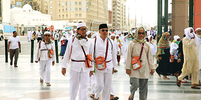  الحجاج في المسجد النبوي