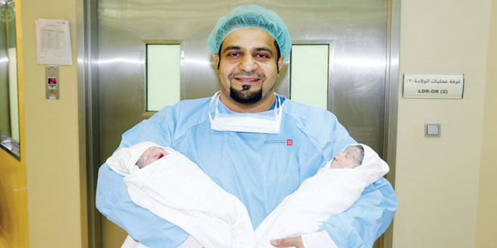 ولادة توأمان لعمر 40 عامًا بعد 14 عامًا من العقم في مستشفى الدكتور سليمان الحبيب