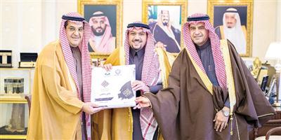 الأمير فيصل بن مشعل يتسلم تقرير جائزة الشاب العصامي في دورتها التاسعة 