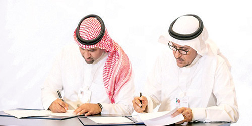  خلال توقيع الاتفاقية