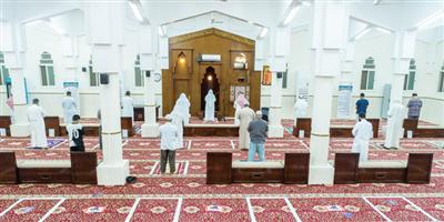 إعادة فتح 16 مسجدًا بعد التعقيم 
