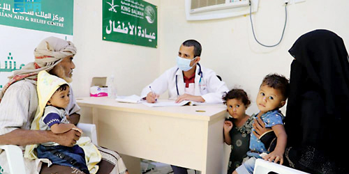 مركز الملك سلمان للإغاثة يدعم عيادات مركز الجعدة الصحي في مديرية ميدي بمحافظة حجة اليمنية 