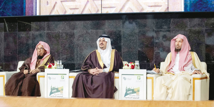  نائب أمير منطقة الرياض خلال الافتتاح