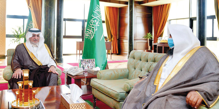 الأمير فهد بن سلطان يستقبل مدير فرع هيئة الأمر بالمعروف بمنطقة تبوك 