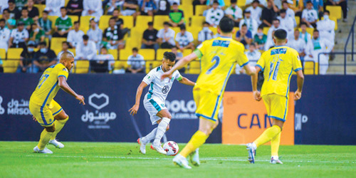  النصر لحق بالتعادل وخرج من المنافسة على اللقب