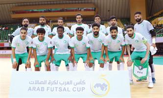 8 منتخبات تتأهل لربع نهائي كأس العرب لكرة قدم الصالات 