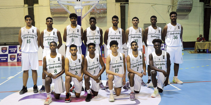 أخضر السلة للشباب يدشن أولى مبارياته أمام نظيره العماني في البطولة الخليجية 