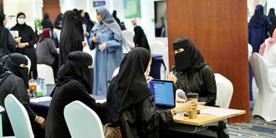 40 منشأة تعرض 1000 وظيفة في غرفة الرياض 