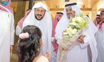 الأمير محمد بن عبدالرحمن يتفقد فرع وزارة الشؤون الإسلامية بمنطقة الرياض 