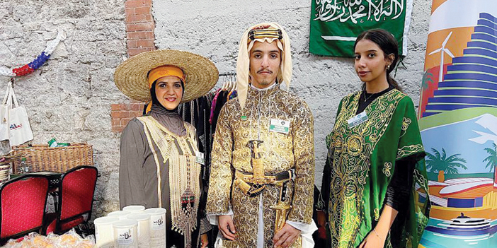  من جناح المملكة بالبازاروتضمن العديدمن الفعاليات والأنشطةوالمنتجات الوطنيةوالمأكولات الشعبيةالسعودية
