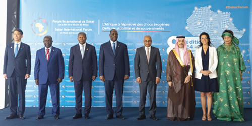  وزير الخارجية خلال ترؤسه وفد المملكة في منتدى داكار