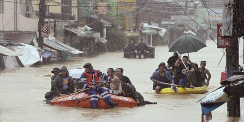 مصرع 45 شخصاً في جنوب الفلبين بسبب العاصفة المدارية نالجي 