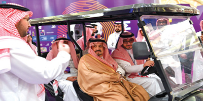 أمير منطقة الرياض يتفقد فعاليات منتدى «مسك» 
