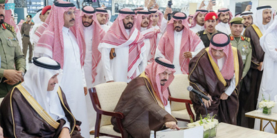 أمير منطقة الرياض رعى حفل تدشين صالتي السفر الدوليتين 3 و4 في مطار الملك خالد الدولي 