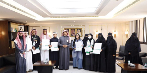 «تعليم الرياض»: تكريم 22 متأهلاً لجائزة دولية في الأداء التعليمي المتميز 