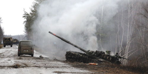 ألمانيا تتعهد بتقديم مزيد من المساعدات العسكرية لأوكرانيا.. وموسكو تحذر من حرب كارثية 