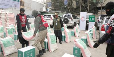 توزيع 390 سلة غذائية في أفغانستان 