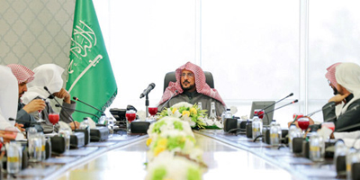 وزير الشؤون الإسلامية يناقش مشاريع فرع الوزارة بمنطقة الرياض 