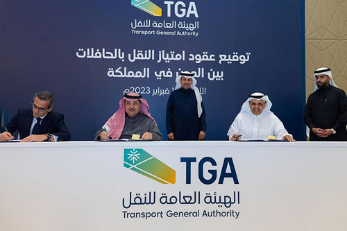 الهيئة العامة للنقل توقع عقود أكبر مشروع للنقل بالحافلات بين المدن في المملكة 