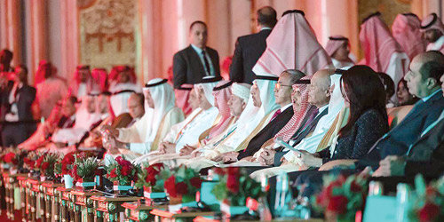 افتتح الدورة العاشرة لمؤتمر رجال الأعمال العرب والصينيين 2023 