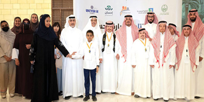 نائب أمير منطقة الرياض يدشن مبادرة «السيارة الحسية» لجمعية أصدقاء ذوي الإعاقة 