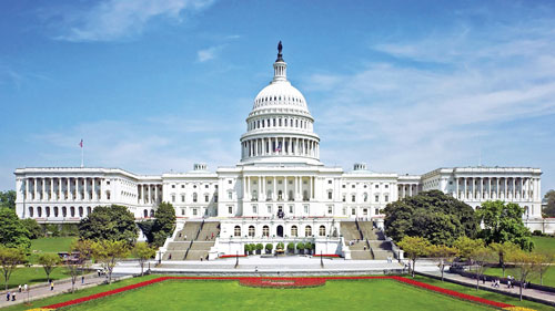 الكونجرس الأمريكي يتجنب الإغلاق الحكومي بتمرير مشروع قانون مؤقت 