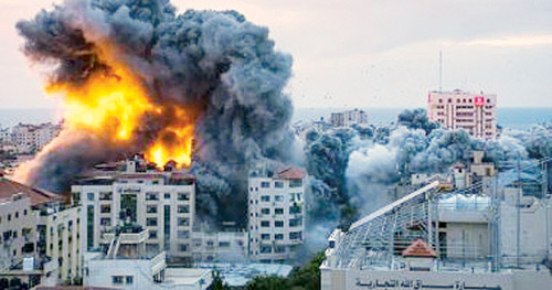غزة.. تحت القصف والحصار 