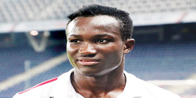 وفاة لاعب منتخب غانا «دوامينا» على أرض الملعب 
